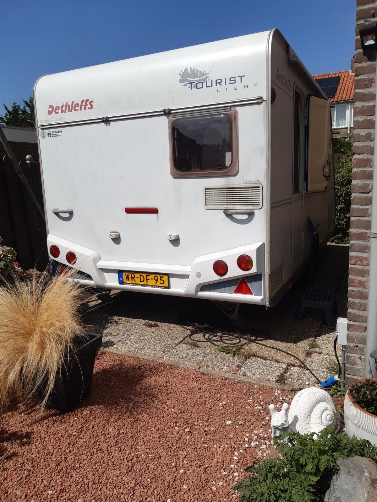 Dethleffs Tourist Light 440 caravan., Caravans en Kamperen, Frans bed, Treinzit, Luifel, Dethleffs