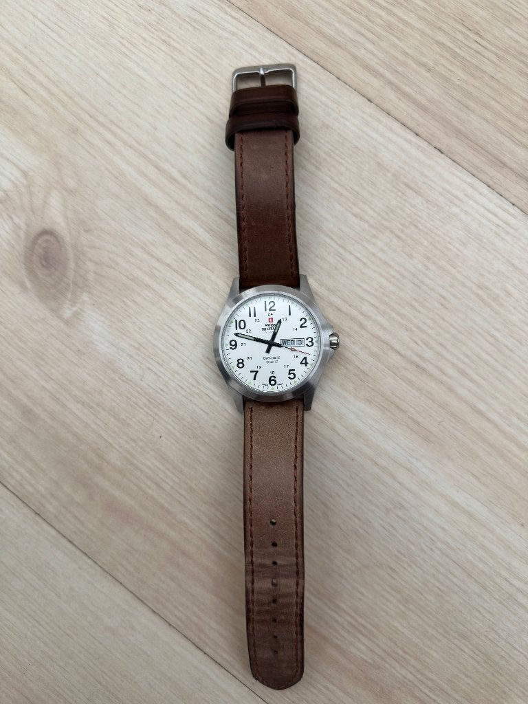 horloge Quartz Swiss Military, Overige merken, Staal, Polshorloge, Ophalen of Verzenden