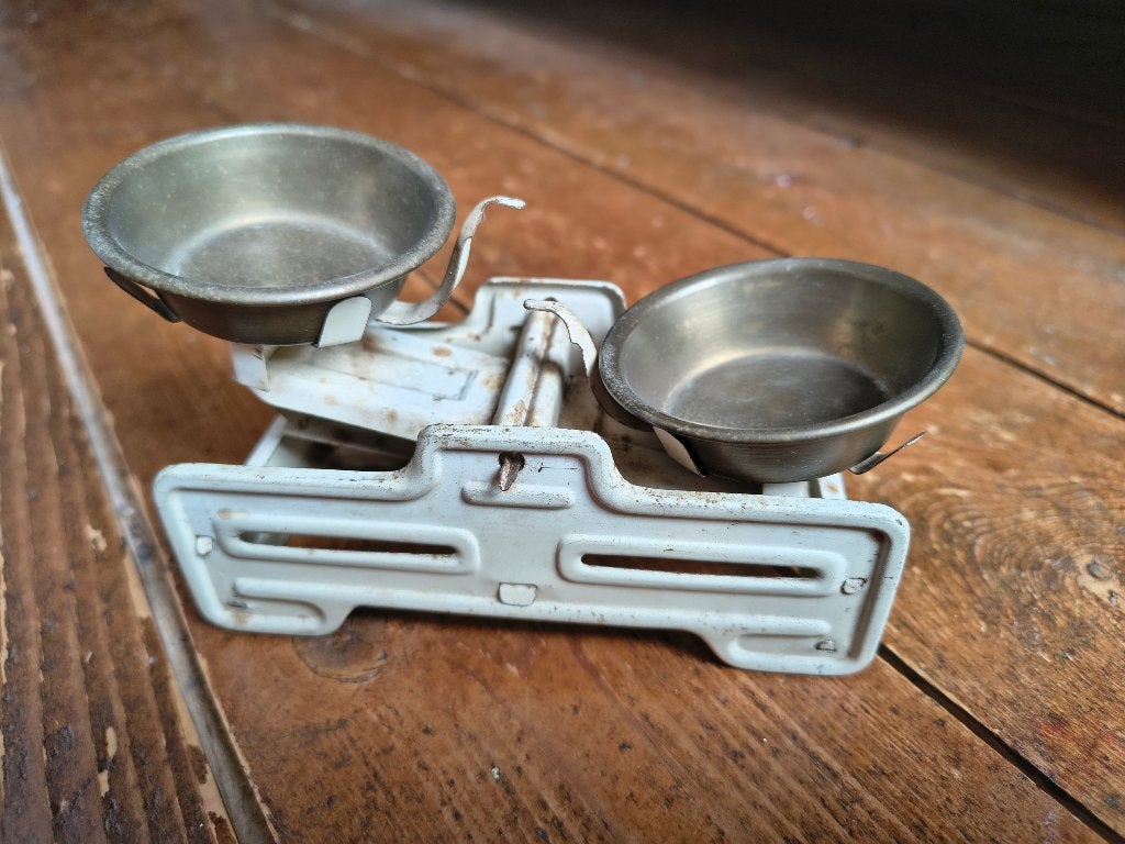 vintage speelgoed weegschaaltje metaal, Ophalen of Verzenden