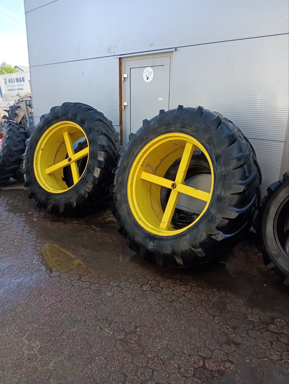 16.9R38 Michelin Agribib Dubbel lucht, Ophalen of Verzenden