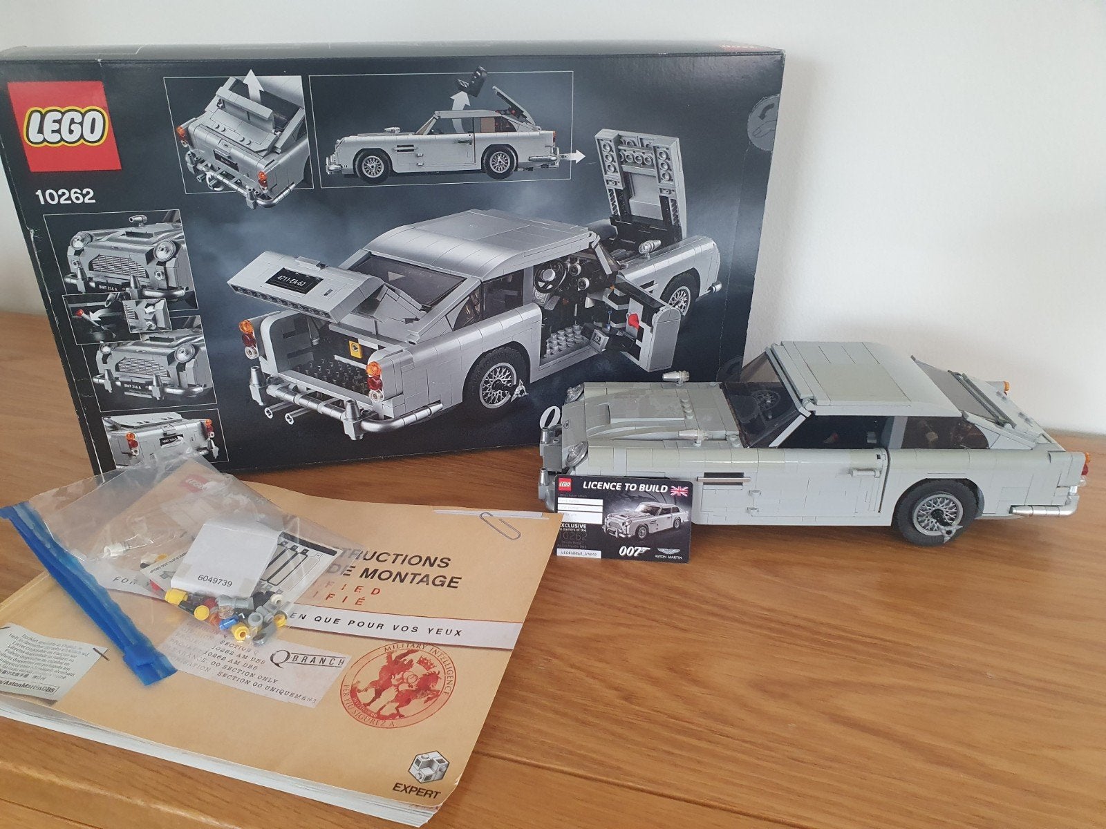 Lego James Bond Aston Martin DB5 (10262) - Verkleuring, Ophalen of Verzenden, Gebruikt, Overige merken