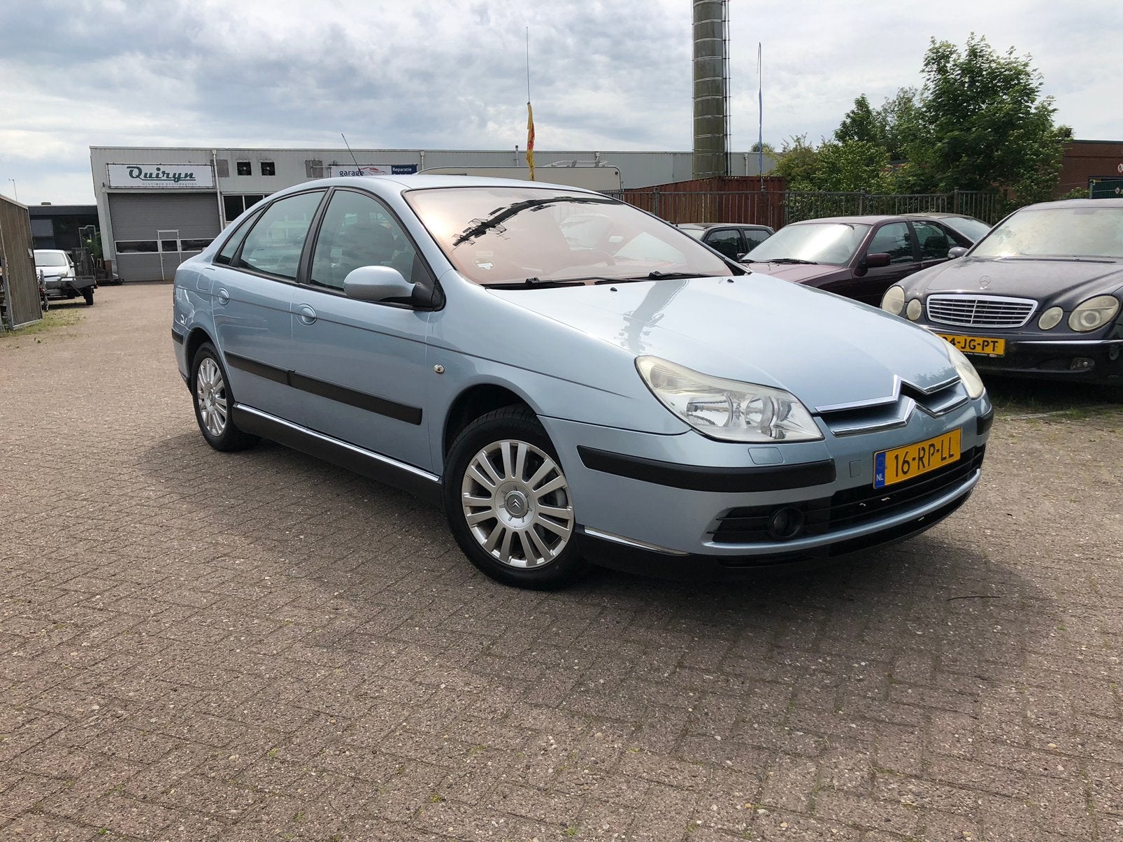 Citroën C5 2.0I 16V Ligne Business 2005 INRUIL MOGELIJK, Auto's, Citroën, Stof, 4 cilinders, Blauw, Origineel Nederlands