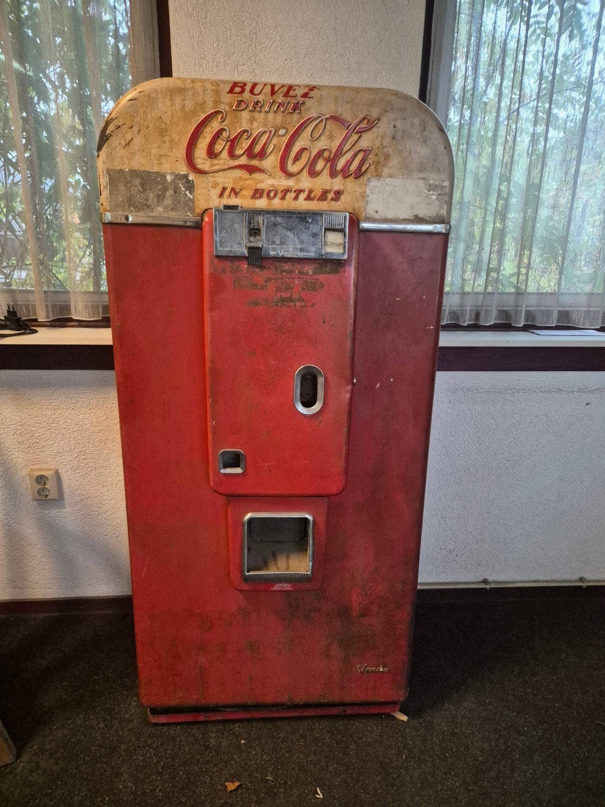 coca cola automaat, Ophalen, Gebruikt