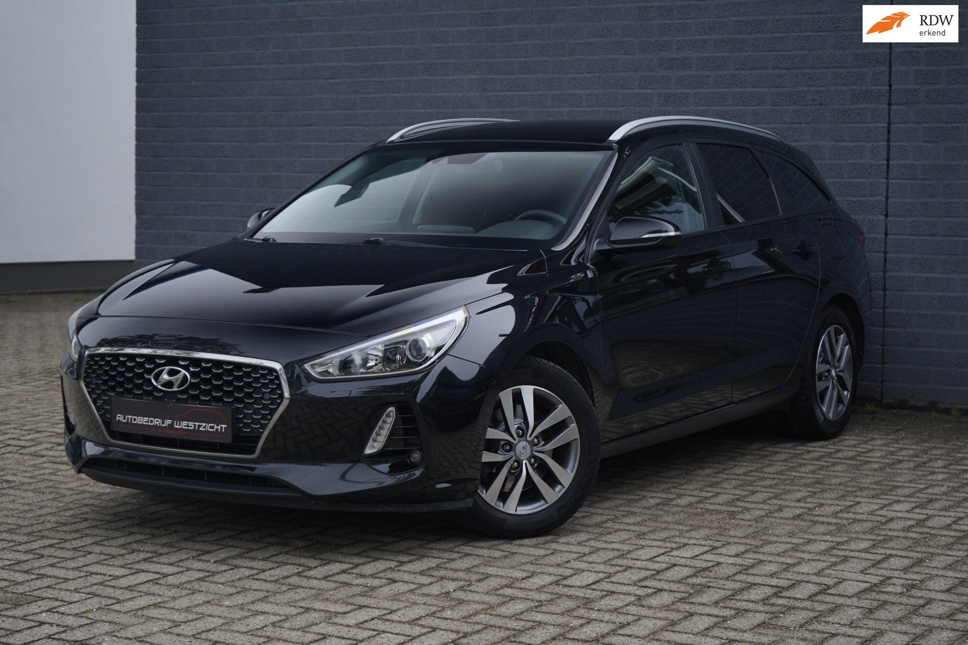 Hyundai I30 Wagon 1.0 T-GDI Select 120pk, Navigatie, Pdc, Auto's, Voorwielaandrijving, Stof, Gebruikt, Zwart