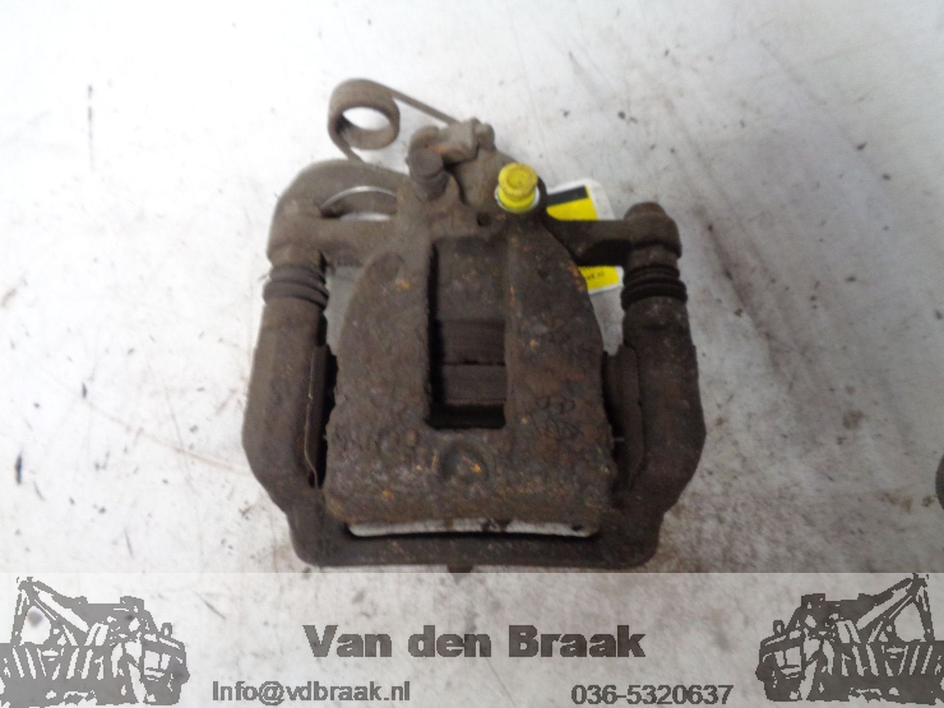 Kia Rio 2011-2017 Remklauw links achter