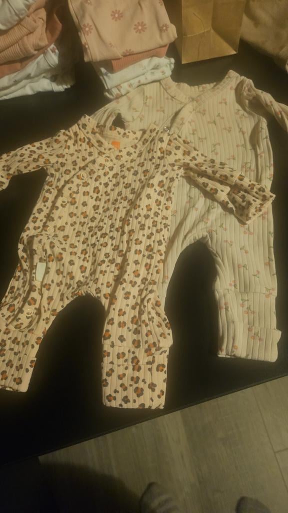 Baby kleertjes maatje 44, Kinderen en Baby's, Babykleding | Prematuur, Ophalen, Meisje
