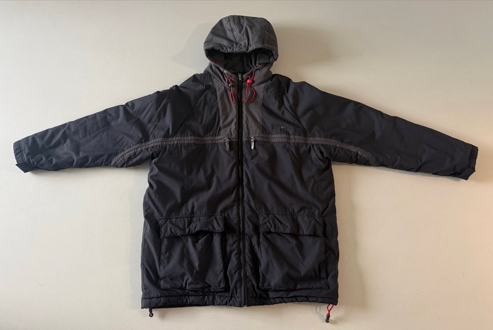 Nike winterjas XL - Zeer goede staat, klaar voor 2de ronde, Ophalen of Verzenden, Zo goed als nieuw, Maat 56/58 (XL), Zwart
