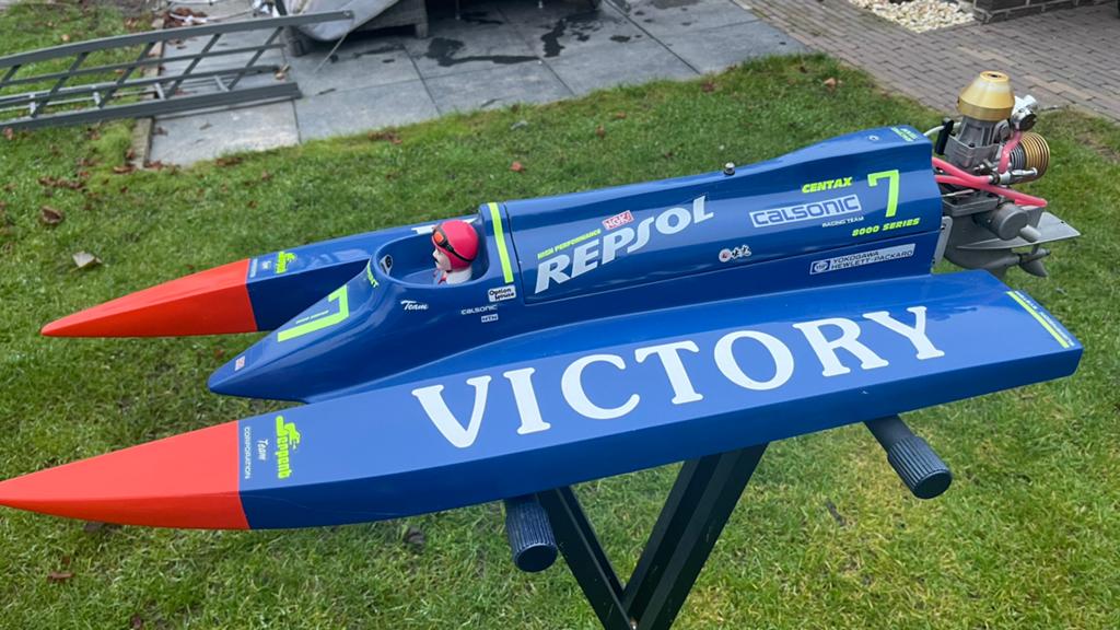 Twee F1 nitro boten, Hobby en Vrije tijd, Ophalen, Gebruikt, Nitro