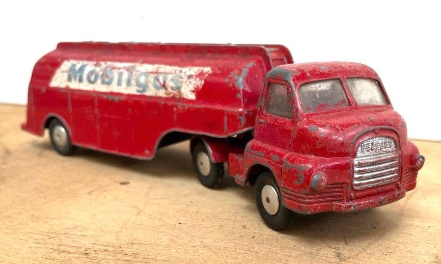 Vintage Corgi Toys Mobilgas Tankwagen - Rood, Antiek en Kunst, Antiek | Speelgoed, Ophalen of Verzenden