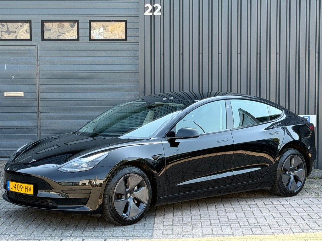 Tesla Model 3 Standard RWD Plus 60 kWh|FACELIFT|PANO|CAM|NAV, Auto's, Automaat, 238 pk, Gebruikt, 370 km
