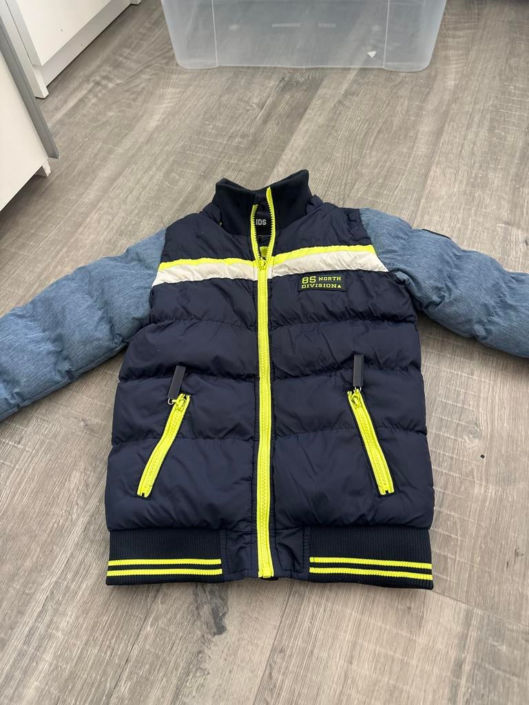 Winterjas Europe Kids maat 122/128, Ophalen of Verzenden, Gebruikt, Jongen of Meisje, Jas