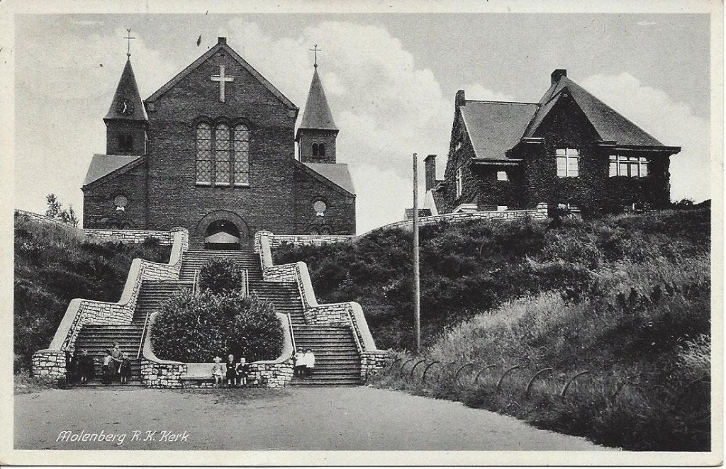Heerlen (L.) Gerard Bruningstraat, Molenberg R.K. Kerk, Volk, Ophalen of Verzenden, 1920 tot 1940, Gelopen, Limburg