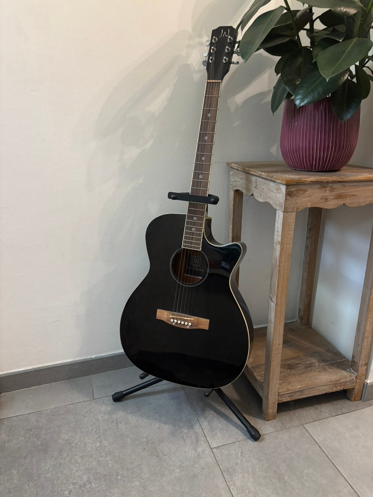 JAMES NELIGAN AKOESTISCHE GITAAR BES-ACE BK, Muziek en Instrumenten, Snaarinstrumenten | Gitaren | Akoestisch, Ophalen, Zo goed als nieuw