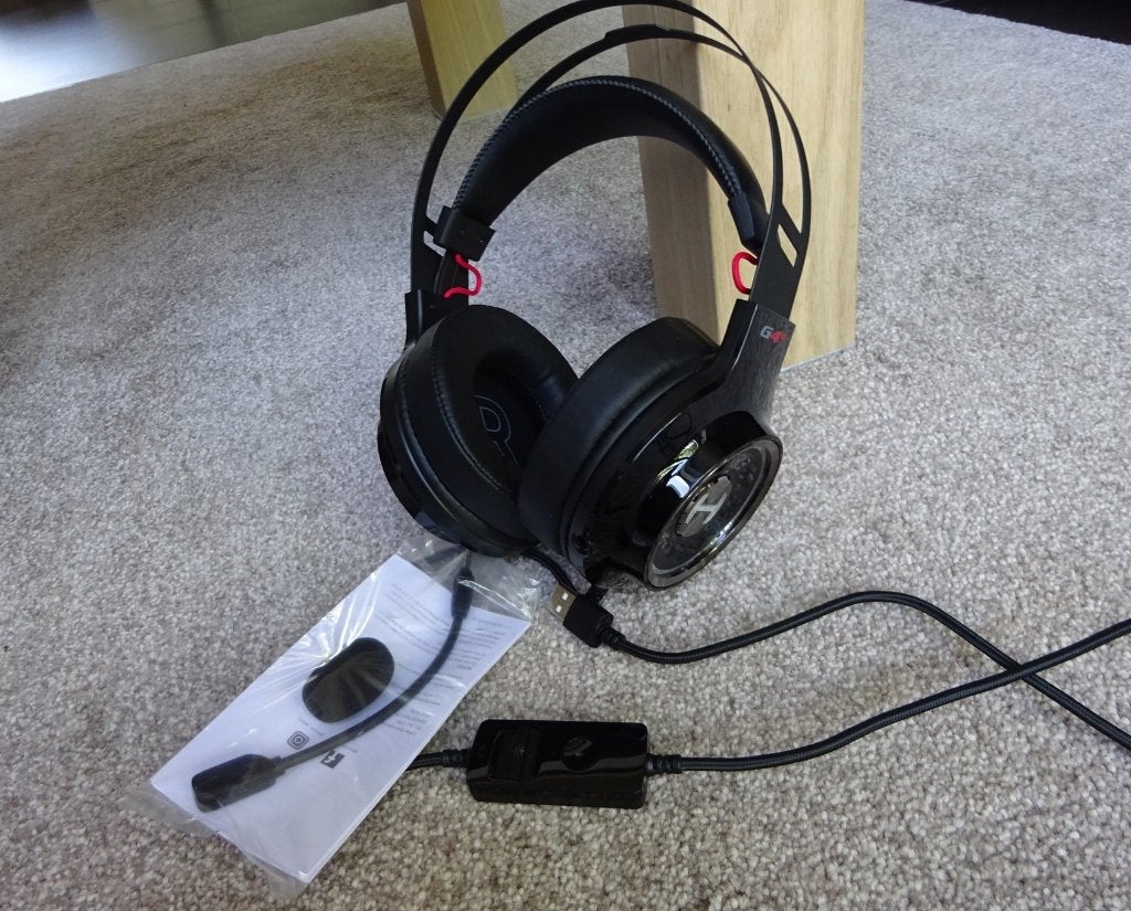Edifier G4TE gaming headset in nieuwstaat, Computers en Software, Headsets, Mute-functie, Ophalen of Verzenden, Zo goed als nieuw