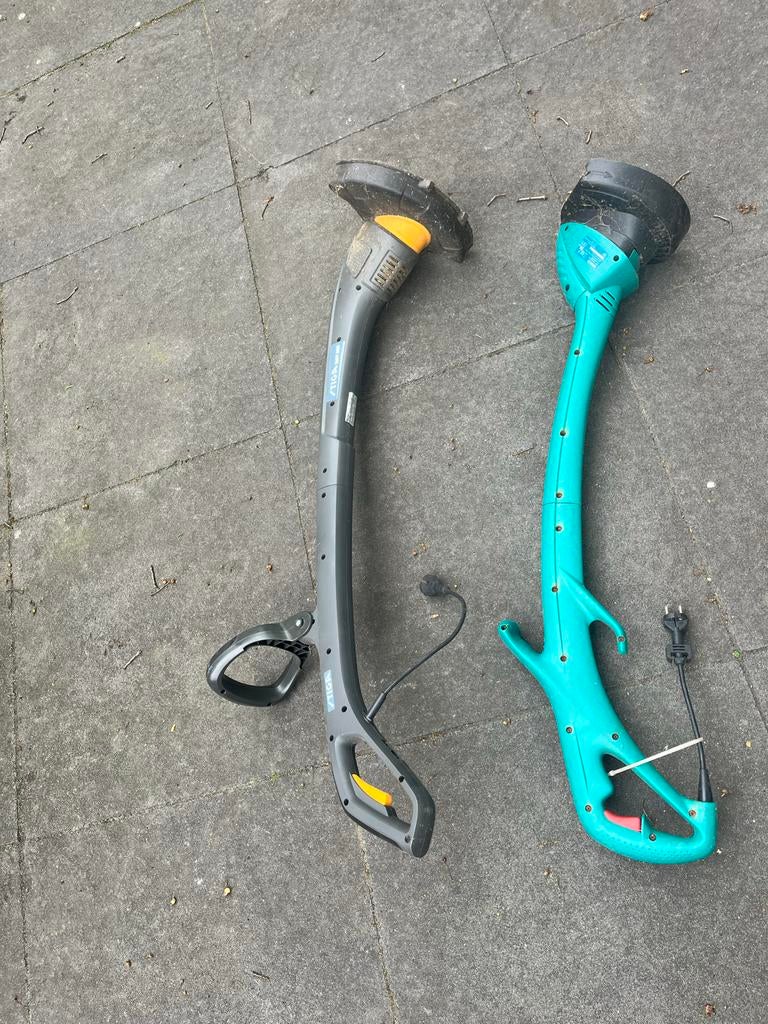 Bosch Easytrim elektrische grastrimmer en een Stiga, Ophalen, Cirkelmaaier, Gebruikt, Elektrische grasmaaier