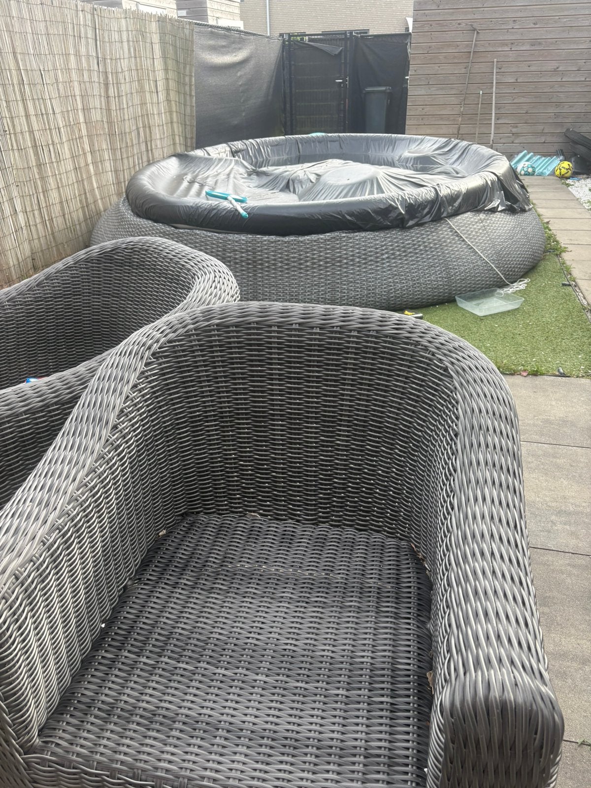 Bank en stoelen, Ophalen, Zo goed als nieuw