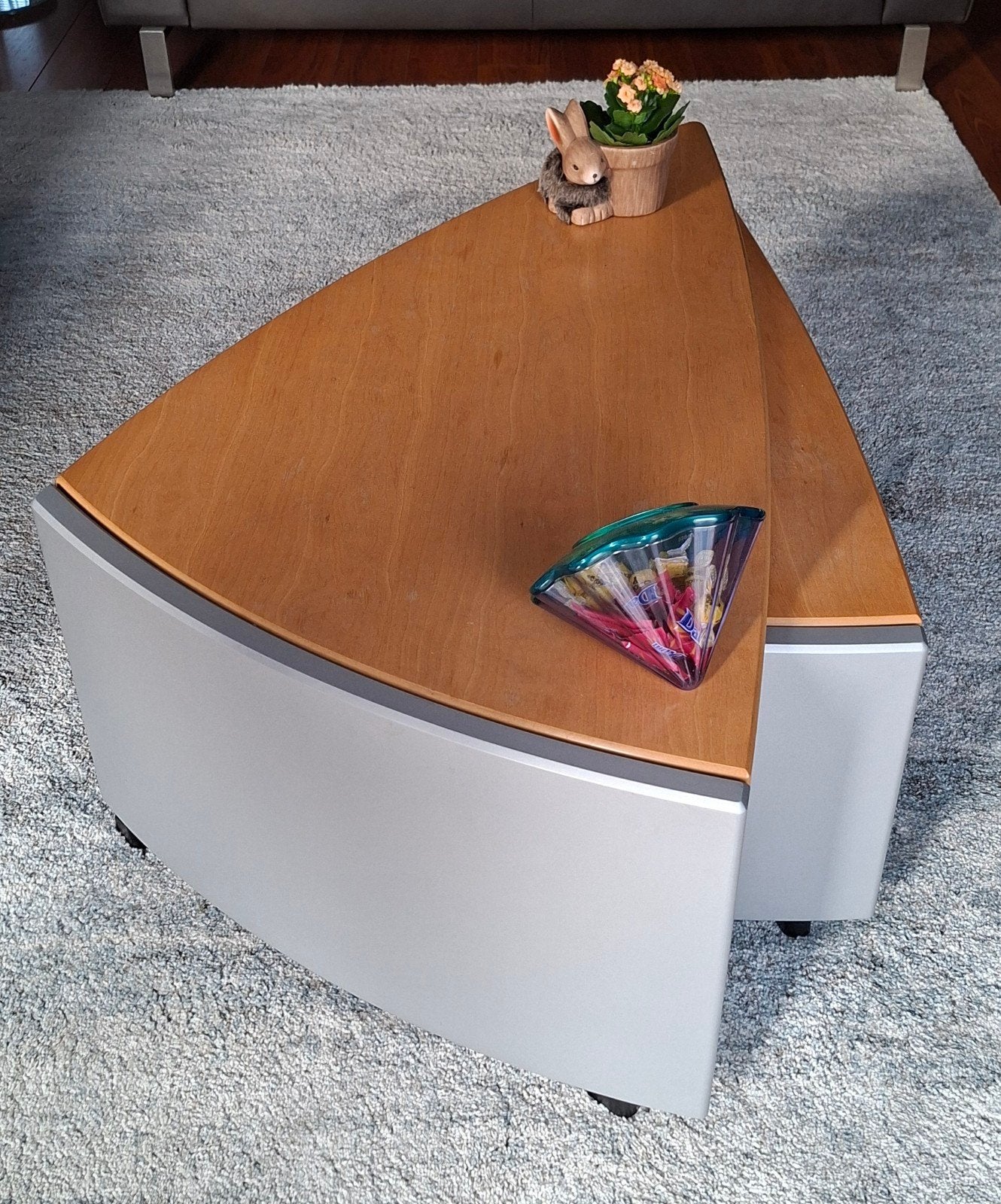 Leolux Xylena Salontafel - Draaibaar Design, Huis en Inrichting, Gebruikt, 50 tot 100 cm, Overige vormen, 5 – 50