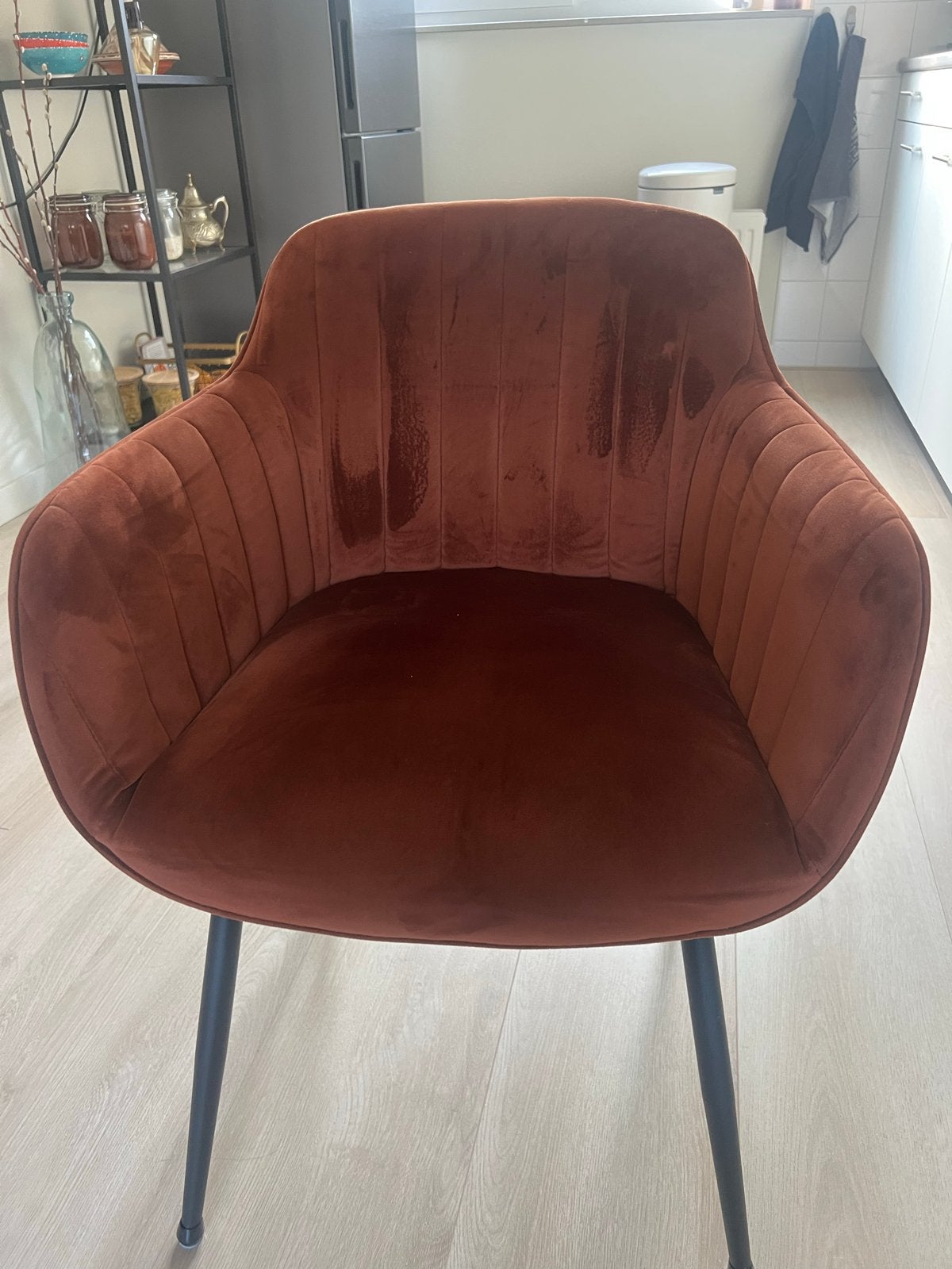 Comfortabele fluwelen eetkamerstoel - Terracotta, Gebruikt, Overige kleuren, Ophalen of Verzenden, Eén