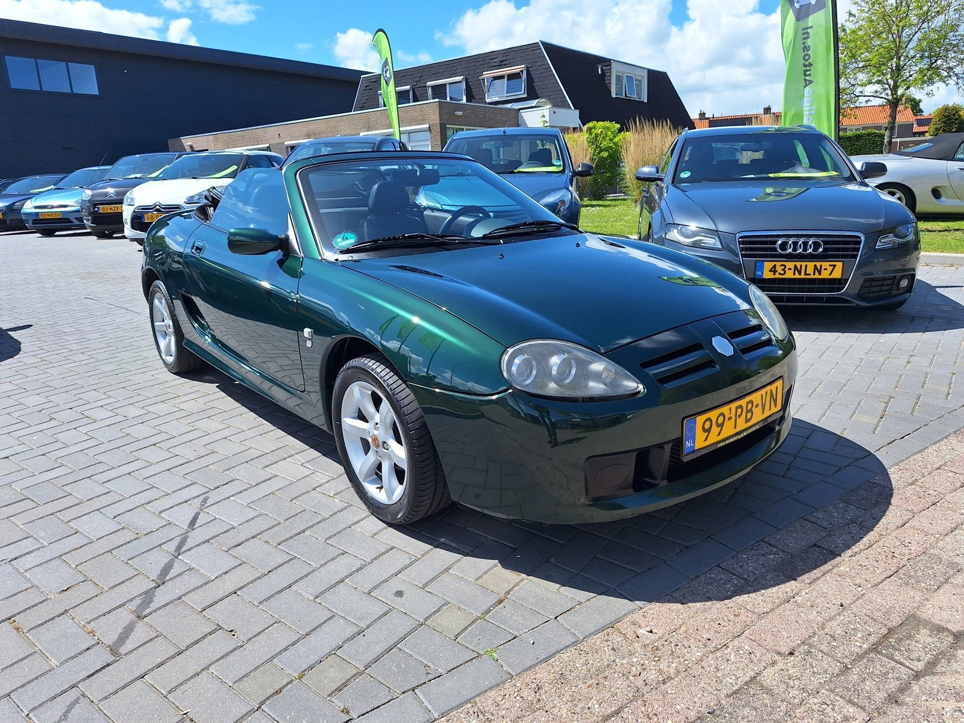 MG TF 1.8 TF 135 / In absolute nieuwstaat / APK april 2027, Auto's, 13 km/l, 4 cilinders, Cabriolet, 1796 cc