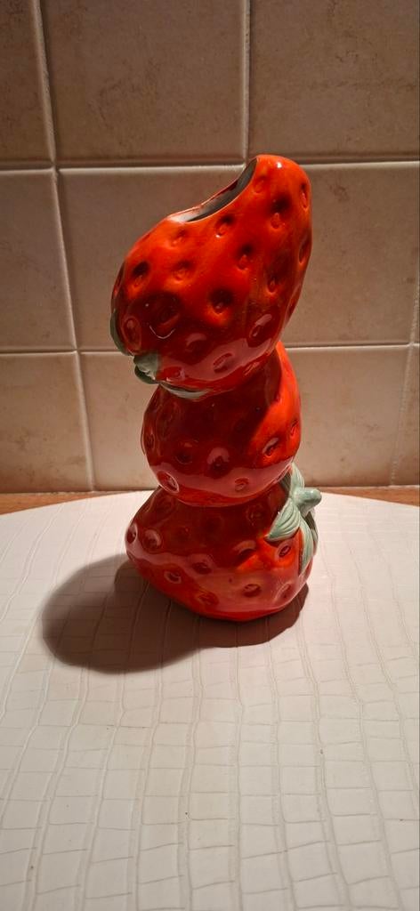 Vaasje- aardbei, Ophalen of Verzenden, Rood, Glas, Minder dan 50 cm