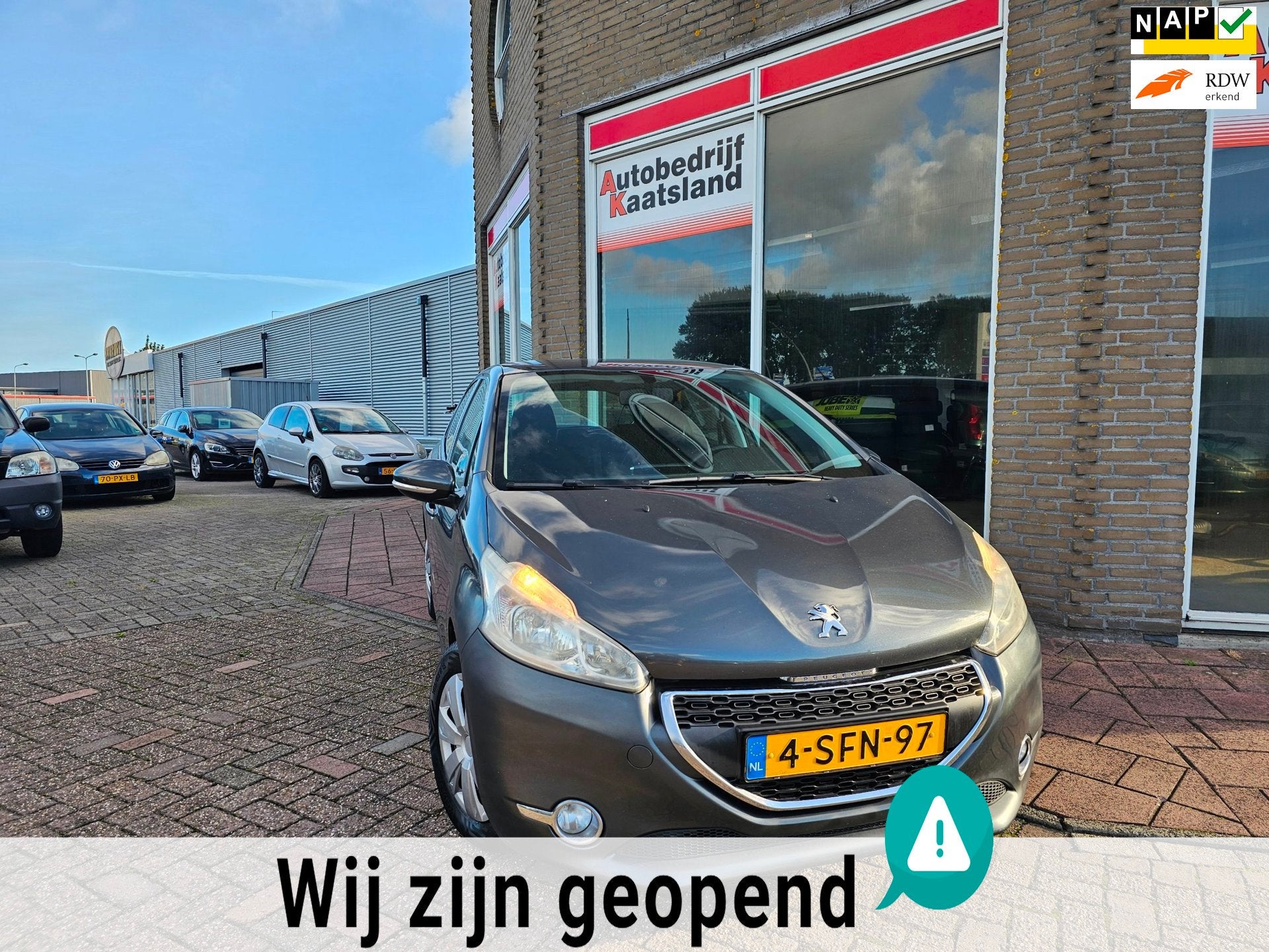 Peugeot 208 1.2 VTi Active - Airco -, Voorwielaandrijving, Euro 5, Stof, Gebruikt