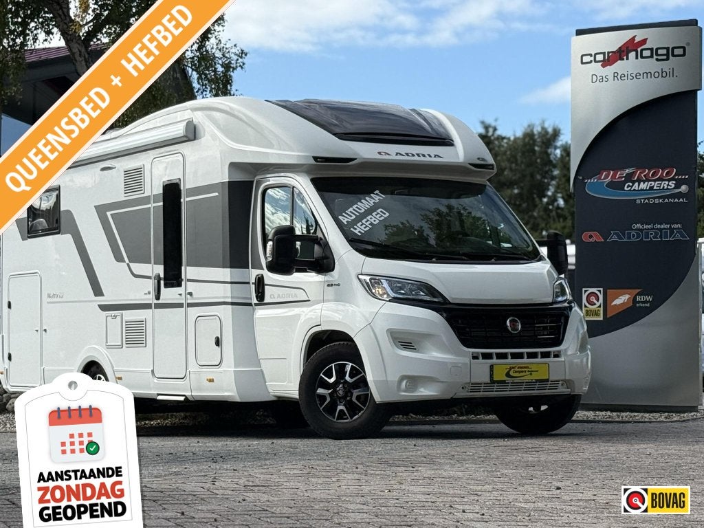 Adria Matrix Plus 670 SC Queensbed - AUTOMAAT 9-traps, Automaat, Standaard zit, Afzuigkap, 7 tot 8 meter