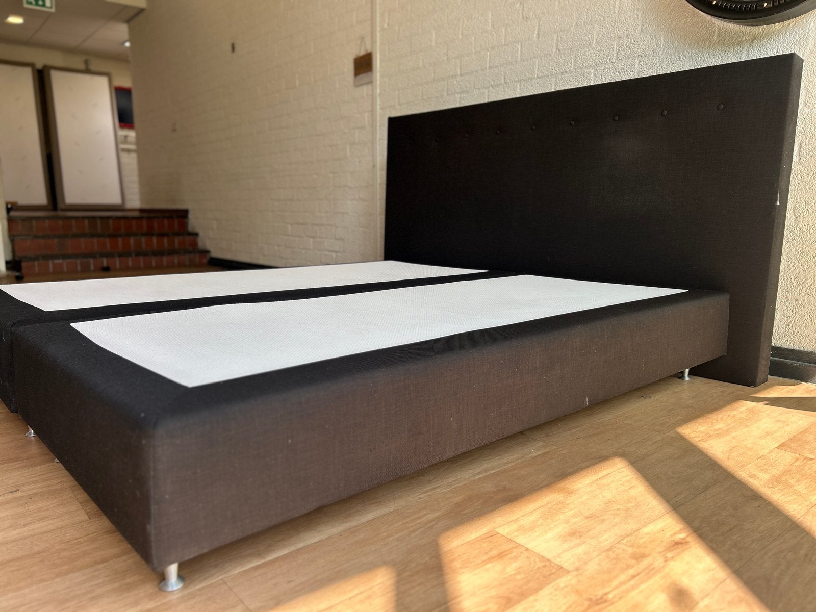 Luxe Hotel Chique Boxspring 180x200 cm | Zwart | Gereinigd, Zwart, Tweepersoons, Ophalen of Verzenden, Zo goed als nieuw