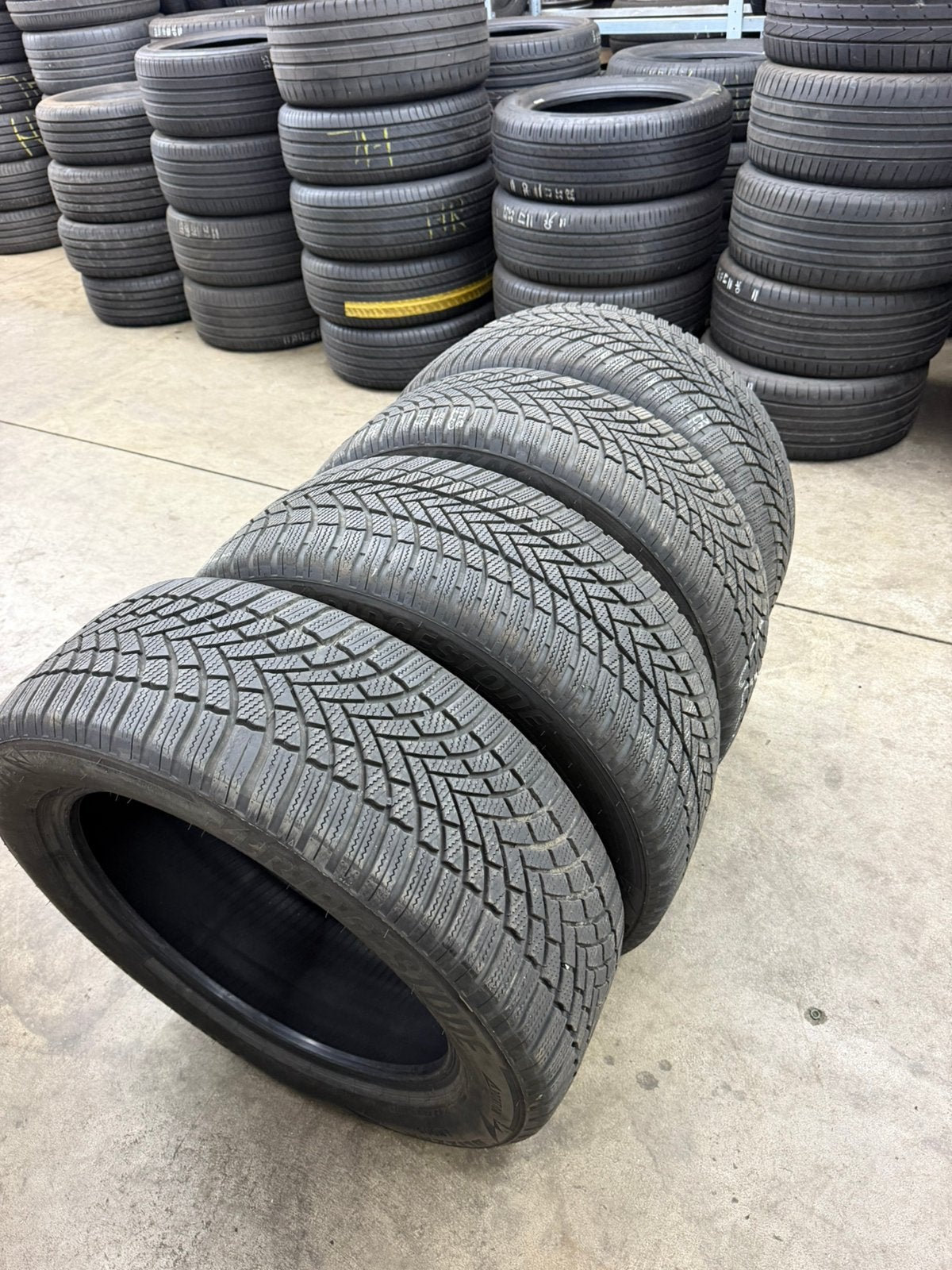 Bridgestone winterbanden VW ID.4 / Mercedes GLC 19 inch