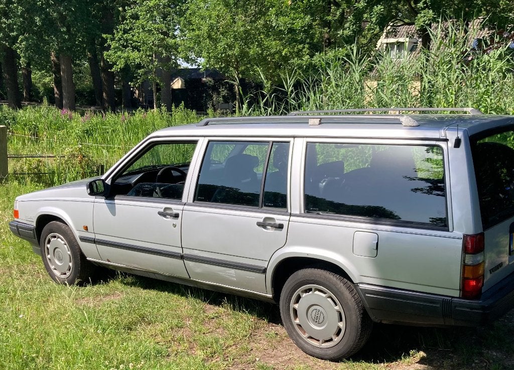 Volvo 940, 1994, Auto's, Volvo, Zwart, 4 cilinders, 2300 cc, Stationwagon