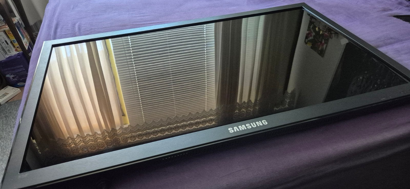 Gratis Samsung Monitor 40 inch met afstandsbediening, Ophalen