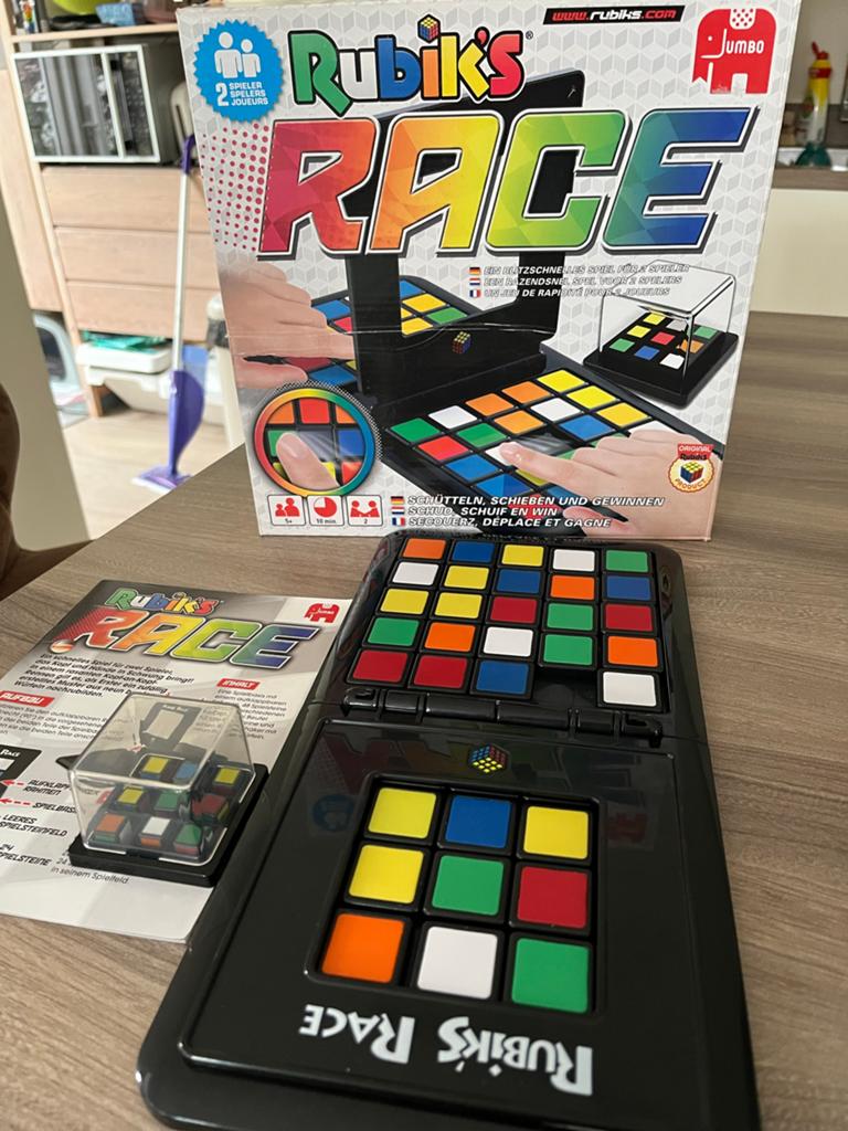 Rubik's Race Bordspel - Snelheid en Strategie, Een of twee spelers, Ophalen of Verzenden, Zo goed als nieuw, Reisspel