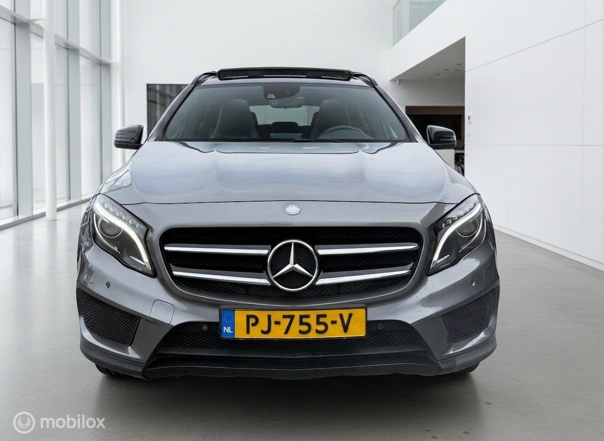 Mercedes GLA-klasse 220 CDI 4Matic AMG Camera|Pano|Xenon, Auto's, Automaat, Euro 6, 163 pk, Leder