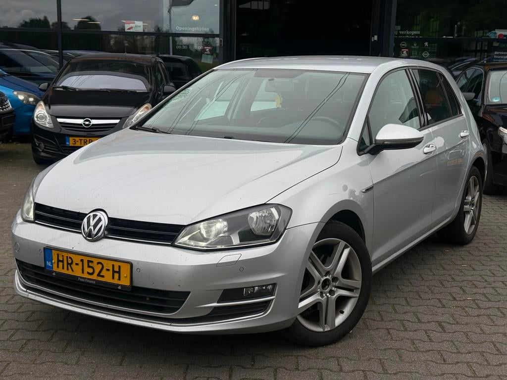 Volkswagen Golf 1.6 TDI Trendline DSG/PDC/CRUISE/NAVI/AIRCO/, Auto's, Stof, Gebruikt, 4 cilinders, Navigatiesysteem