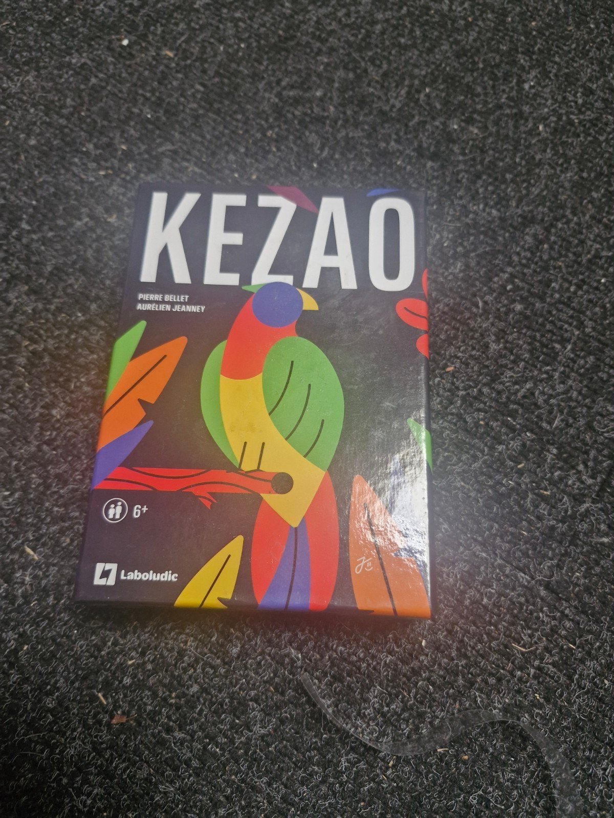 Kezao Kaartspel, Vijf spelers of meer, Ophalen of Verzenden, Zo goed als nieuw, Laboludic