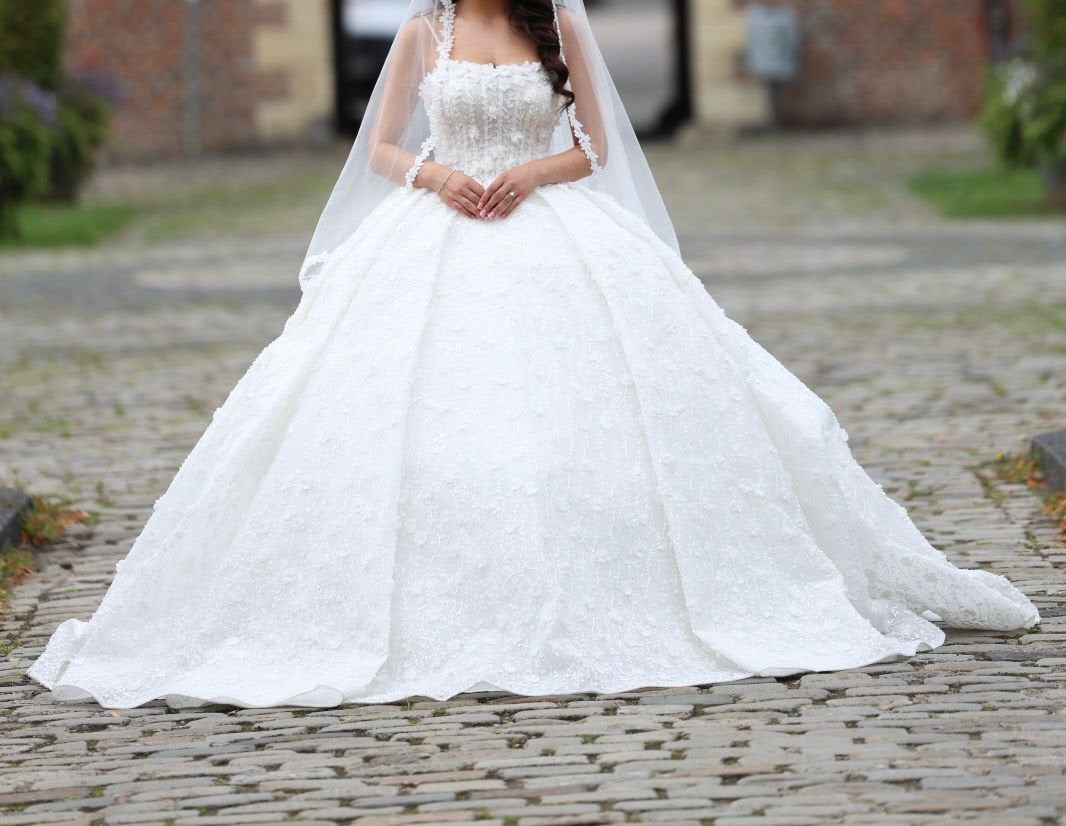 Bruidsjurk - Sima Couture, Ophalen, Zo goed als nieuw, Wit, Trouwjurk