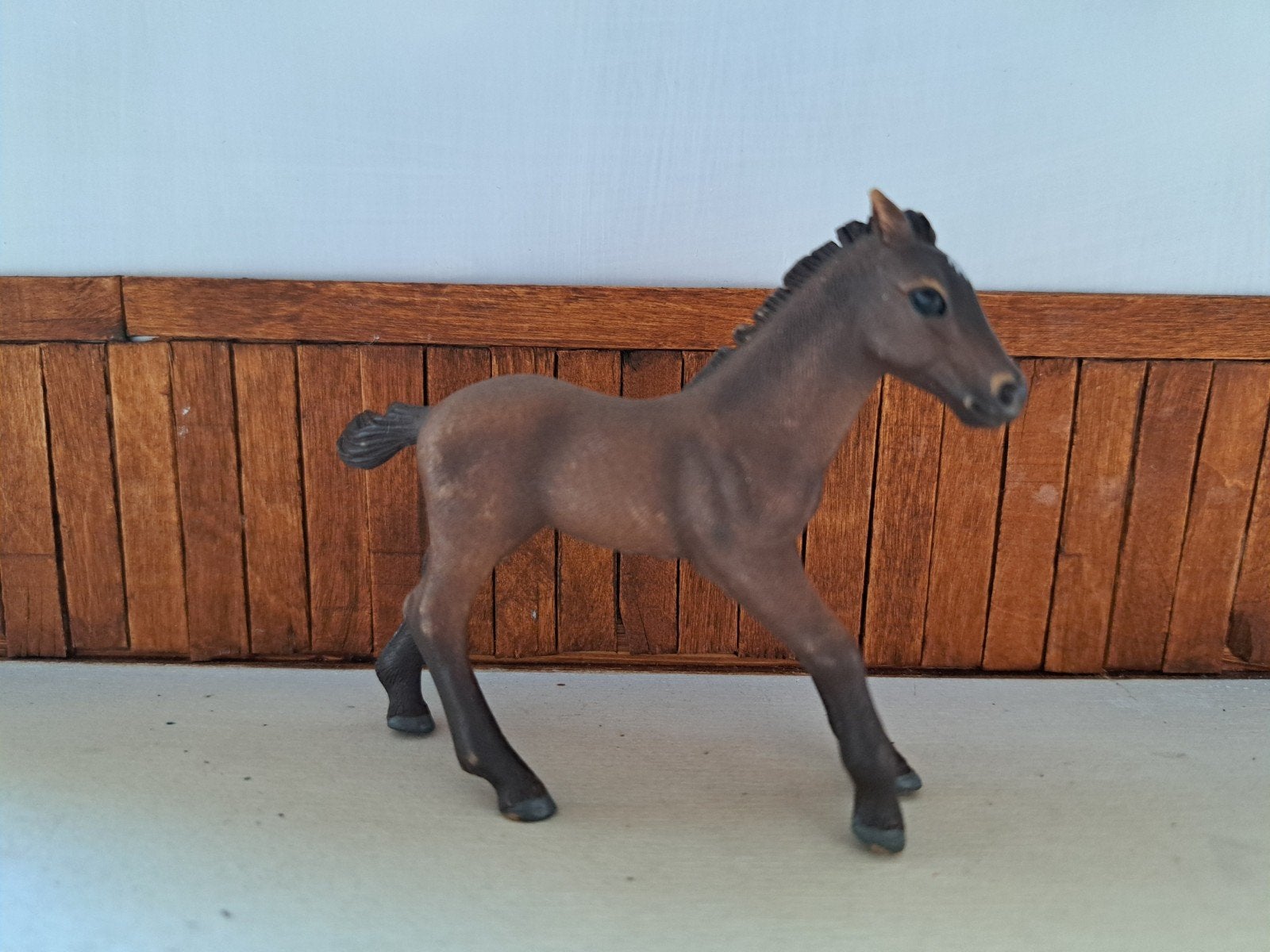schleich camargue veulen, Ophalen of Verzenden, Zo goed als nieuw, Paard, Beeldje of Figuurtje