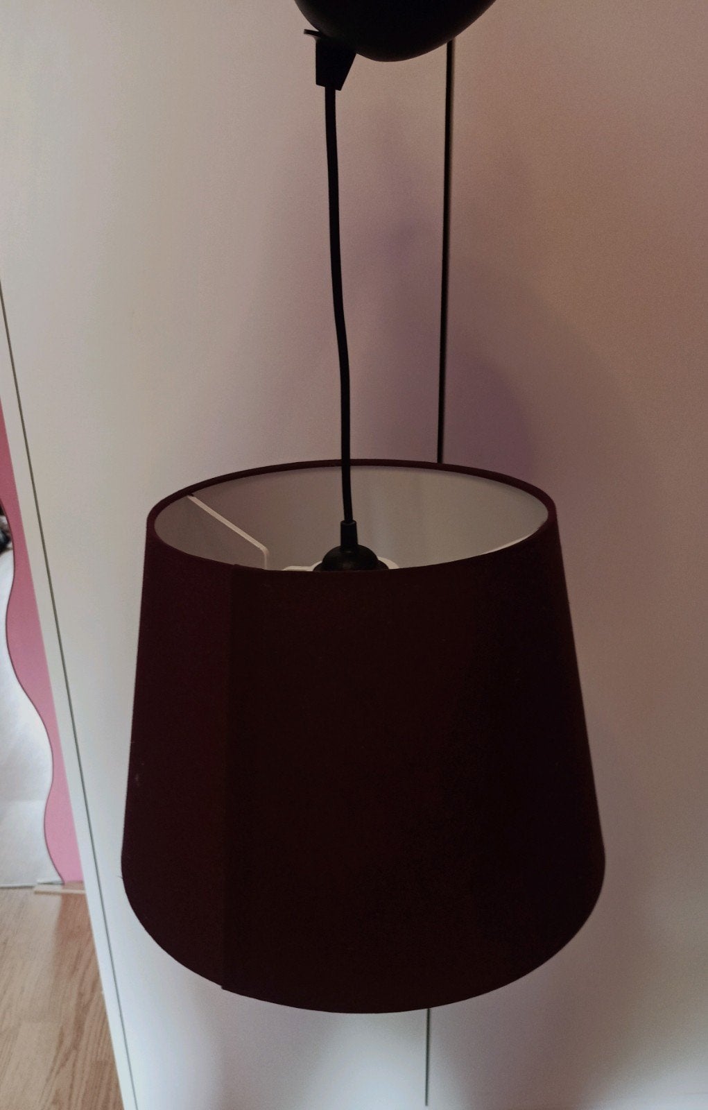 Huis lamp (donker rood), Ophalen, Zo goed als nieuw, Rood, Rond