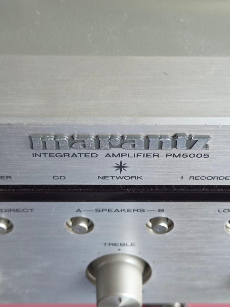 Marantz PM5005 Geïntegreerde Versterker - Zilver, Zo goed als nieuw, 60 tot 120 watt, Stereo, Ophalen