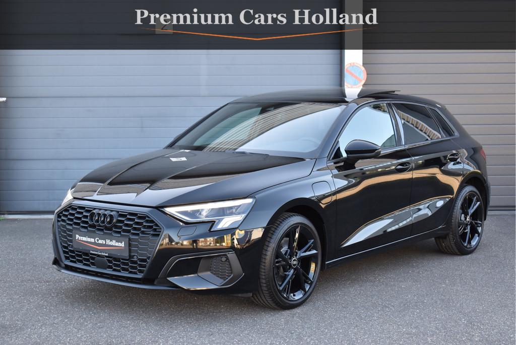Audi A3 Sportback 40 TFSI e S-Line Black Ed Pano Navi Leder, Auto's, 1525 kg, Gebruikt, Euro 6, 4 cilinders
