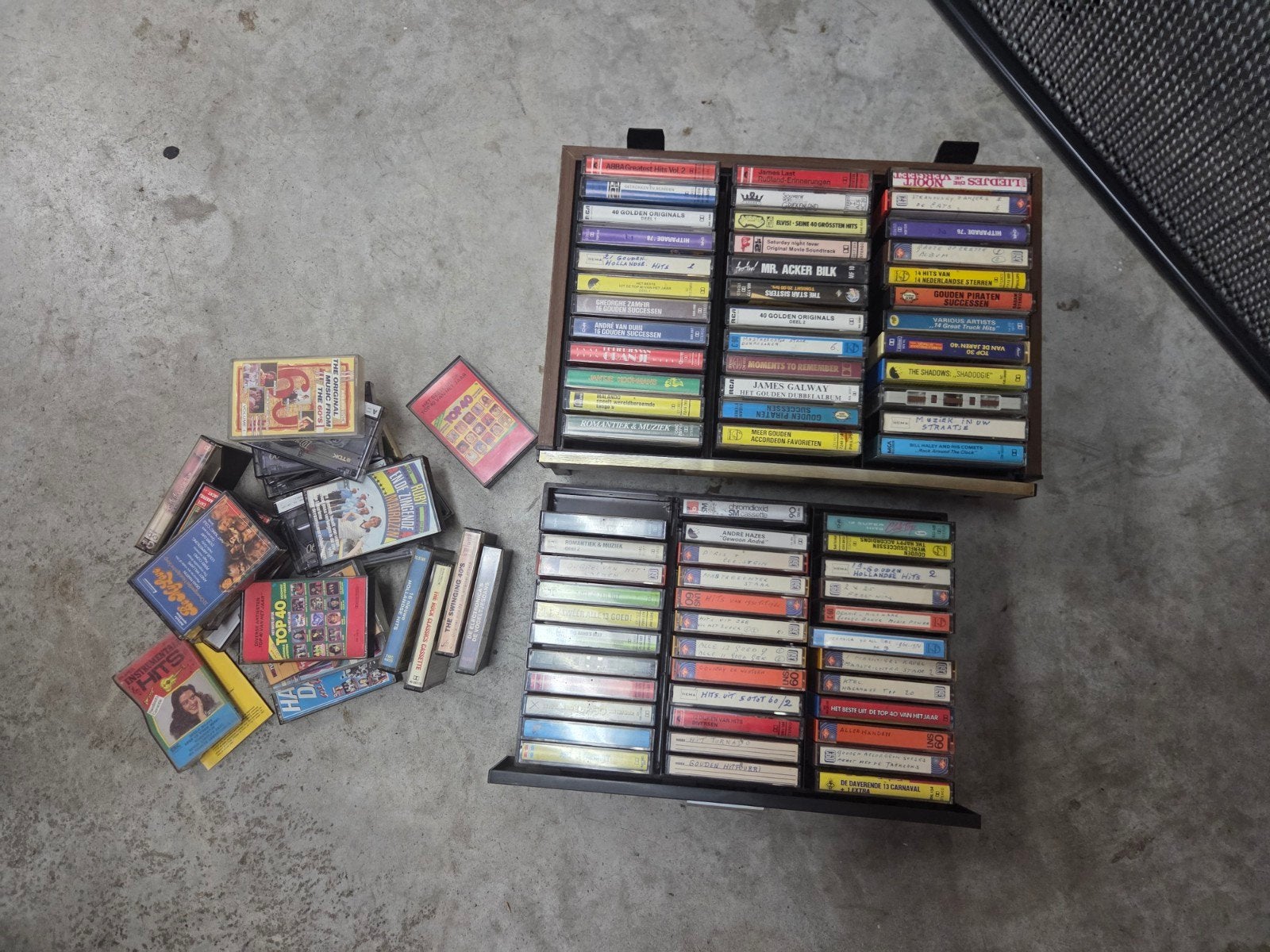 Grote collectie cassettebandjes met bewaardozen, Gebruikt, Ophalen of Verzenden, Voorbespeeld, Pop