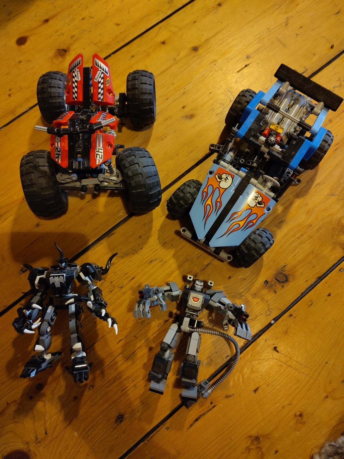Lego Technic voertuigen en Marvel figuren, Ophalen of Verzenden, Gebruikt
