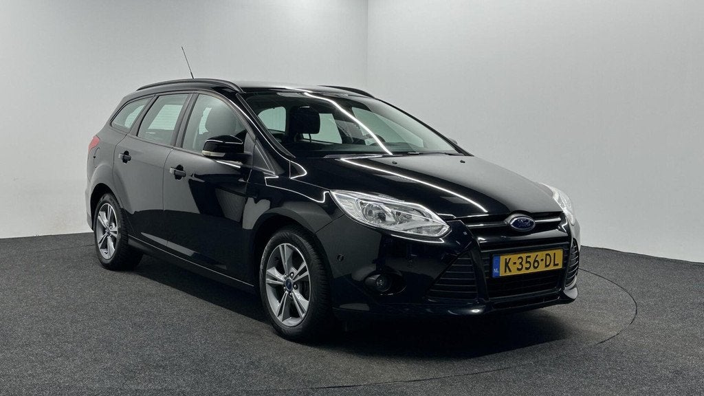 Ford Focus Wagon 1.0 EcoBoost Lease Trend AIRCO CRUISE LM., Auto's, Euro 5, Gebruikt, Met garantie (alle), Zwart