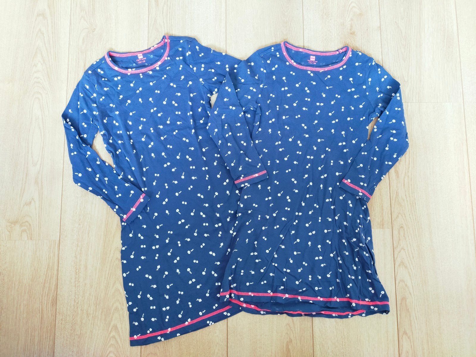 Zgan! 2x heerlijke blauwe nachthemden van Hema. Mt 122/128, Kinderen en Baby's, Kinderkleding | Maat 122, Nacht- of Onderkleding