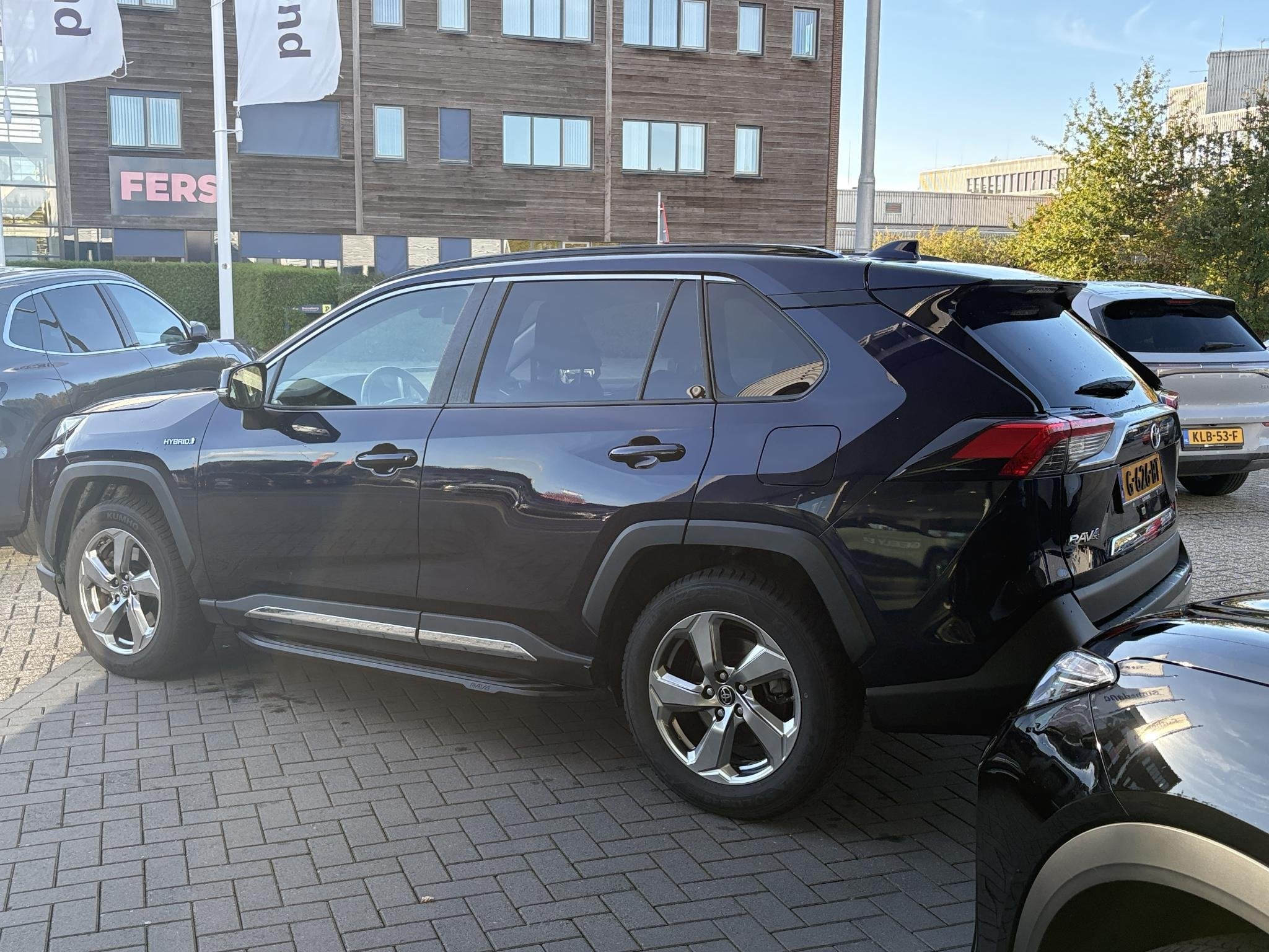 Toyota RAV4 2.5 Hybrid First Edition | 218pk | BLIS | Camera, Dealer onderhouden, Gebruikt, Euro 6, 4 cilinders