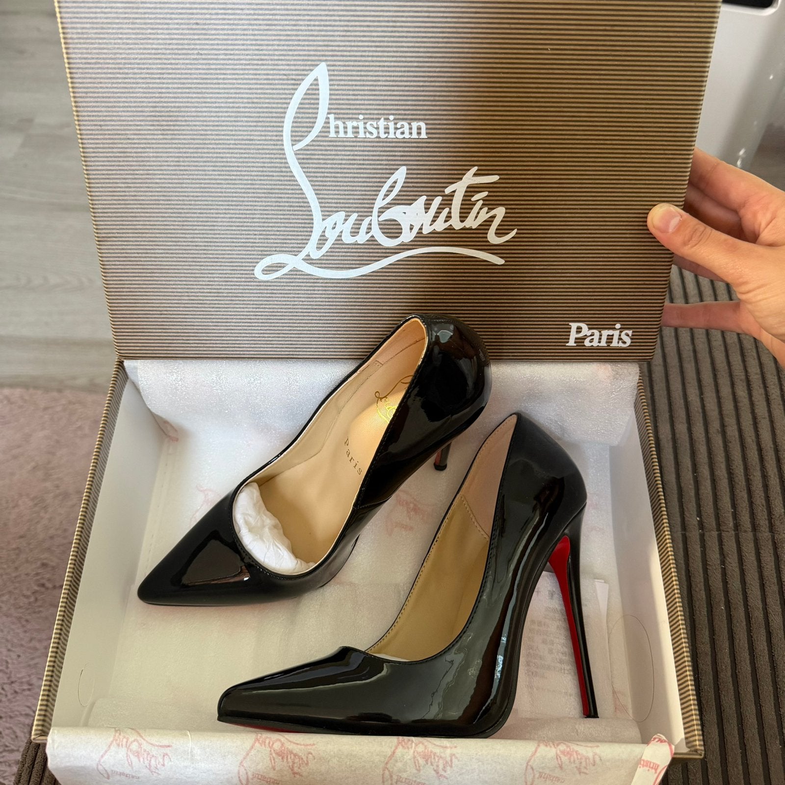 Louboutin hakken lak zwart maat 37 Miss Z leer 12cm, Pumps, Zwart, Nieuw, Ophalen of Verzenden