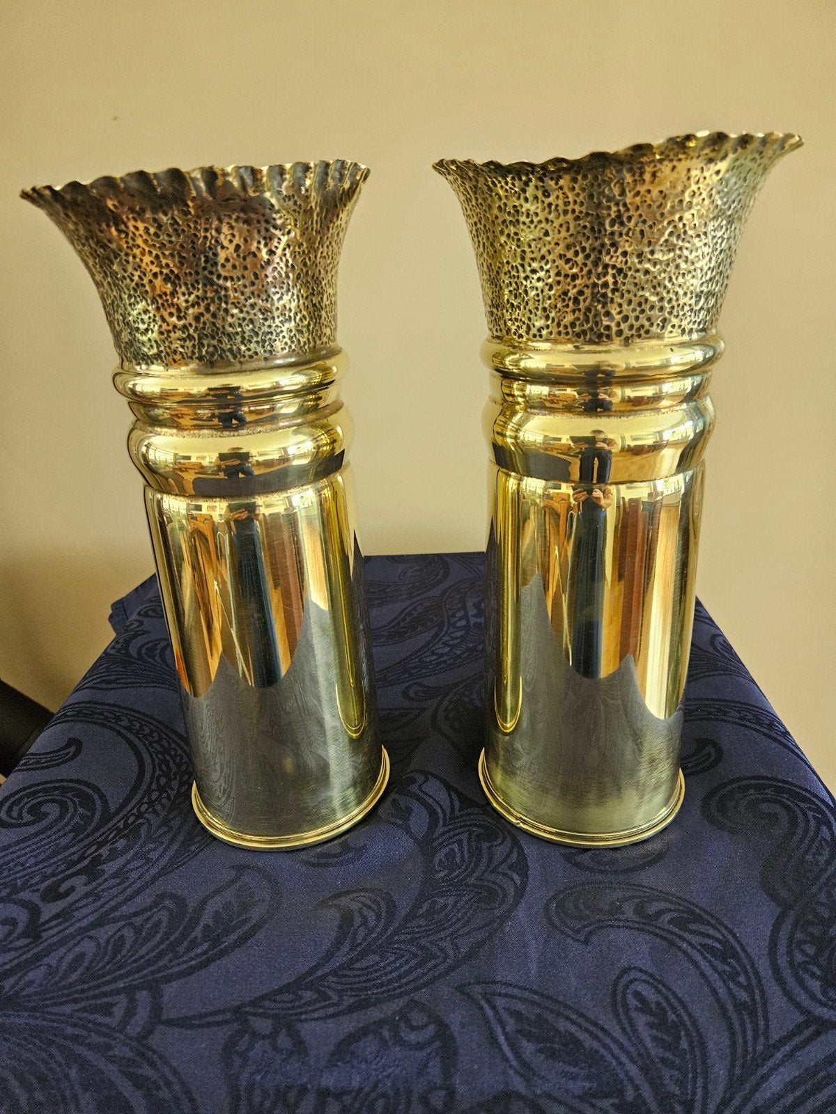 Set van 2 messing artilleriehulzen uit WOII, 1942 & 1944, Ophalen of Verzenden, Koper