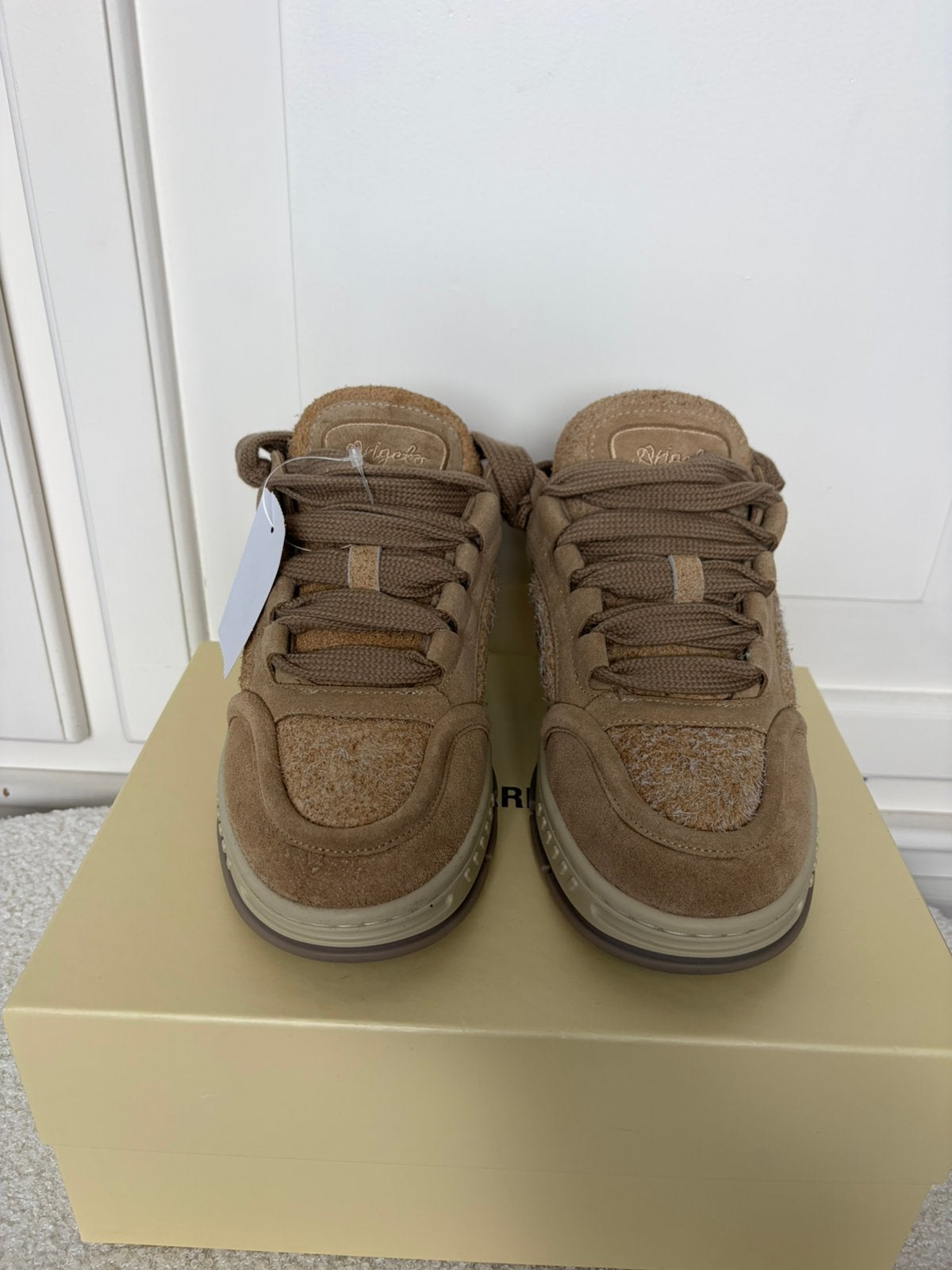 Axel Arigato Area Loop sneakers suède mt 39 nieuw! Unisex, Beige, Nieuw, Ophalen of Verzenden, Sneakers of Gympen