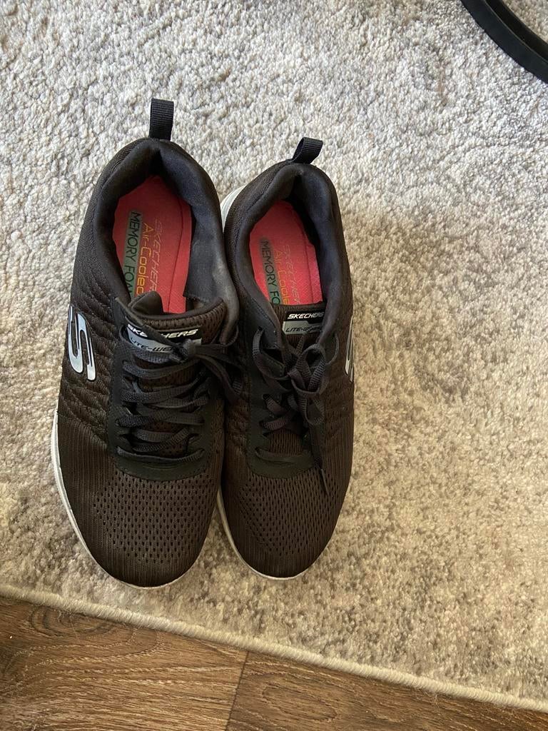 Skechers maat 40, Zwart, Ophalen of Verzenden, Sneakers of Gympen, Zo goed als nieuw