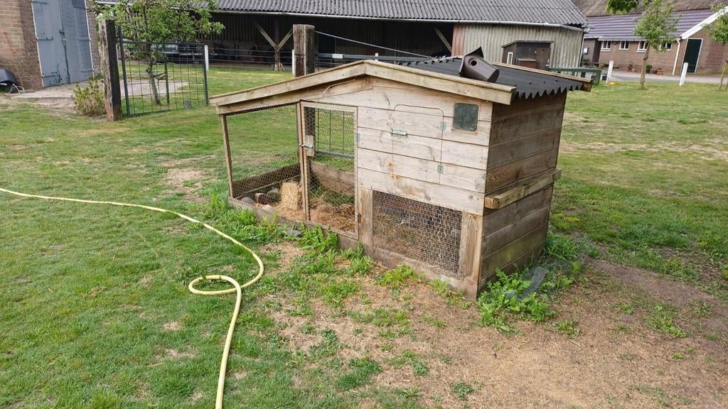 Konijnhok. Binnenhok en ren., Dieren en Toebehoren, Pluimvee | Toebehoren, Ophalen of Verzenden, Kippenhok of Kippenren