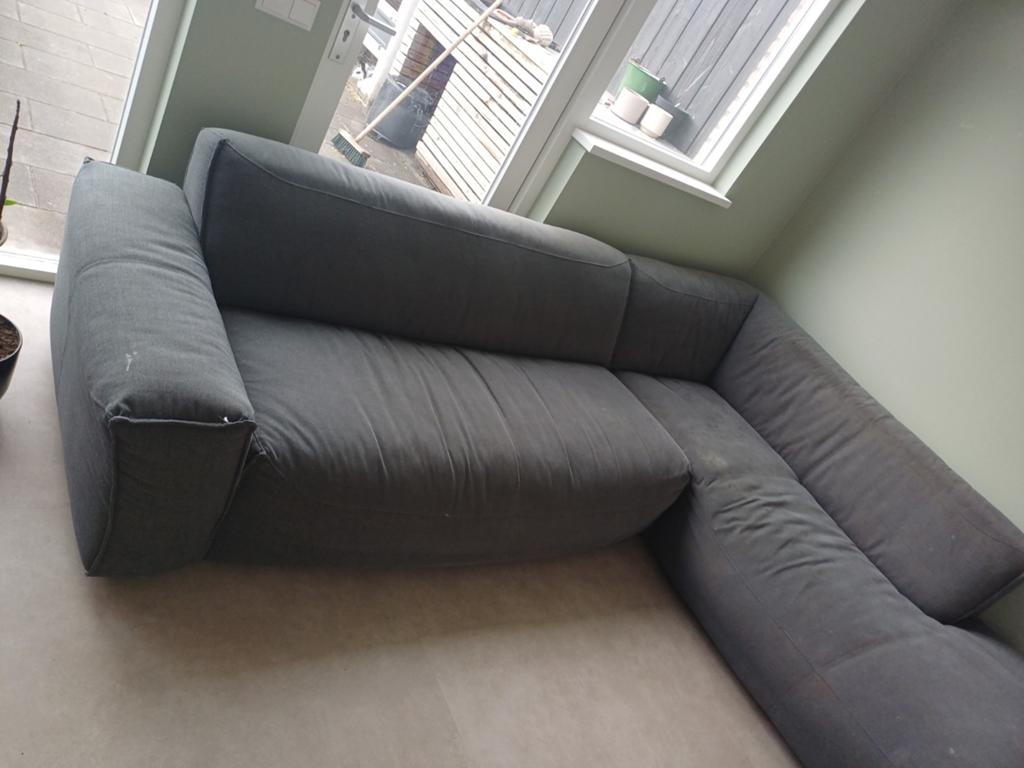 Grijze hoekbank, 2.90 x 2.20 m -, Huis en Inrichting, Banken | Bankstellen, Ophalen, Gebruikt, Vierpersoons of meer